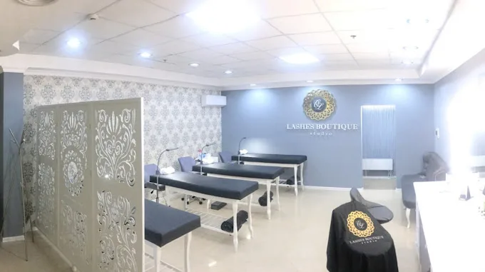 Архівний загальний план Lashes Boutique Studio